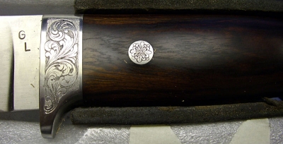 Messergriffschalen-Akanthus auf Stahl