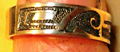 Ring nach Vorlage- Material herausgearbeitet und punziert