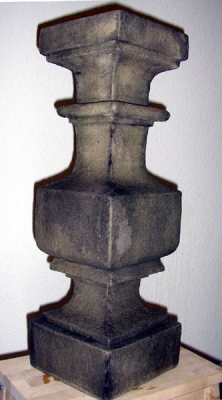  Ballusterimitat; Höhe: ca 60 cm, Material: Styropor Latex Sand Farbe